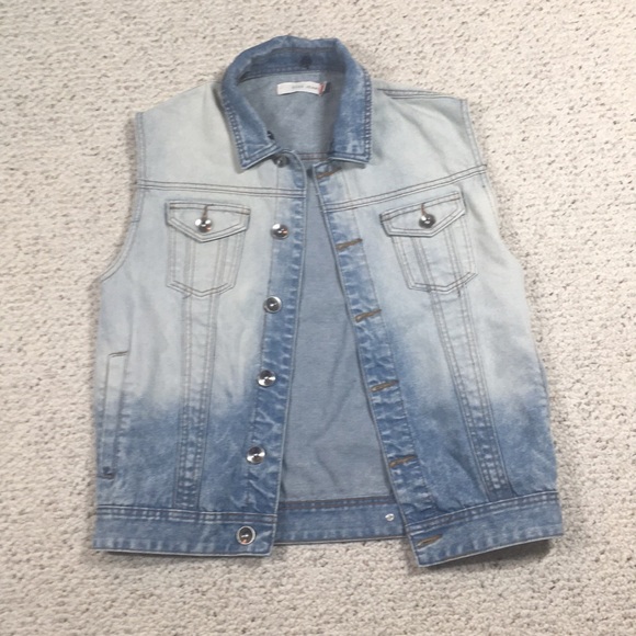 Men’s denim vest jacket - Picture 2 of 7